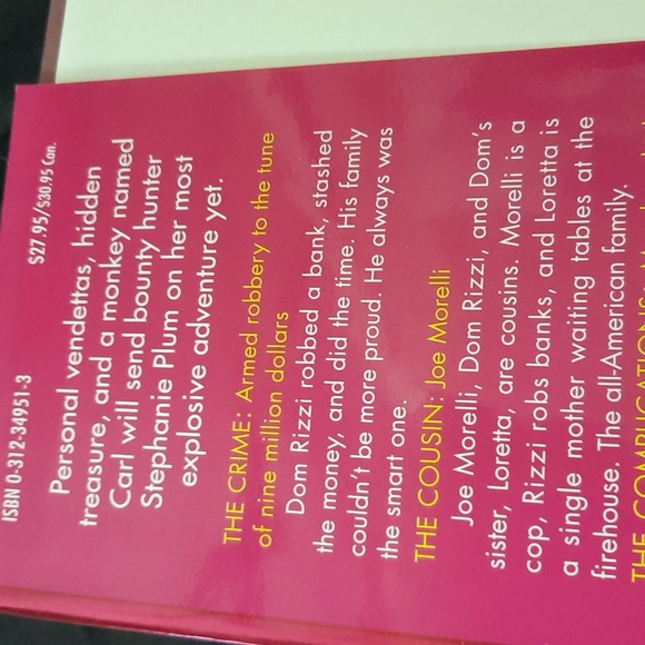 FEARLESS FOURTEEN by Janet Evanovich - Picture 2 of 3